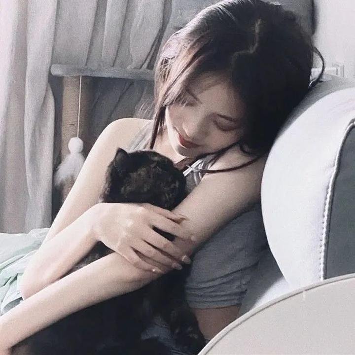 夜莺不是唯一的歌喉